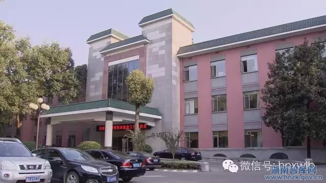 张文雄:智库要成为“黎明前报晓的公鸡”(图1)