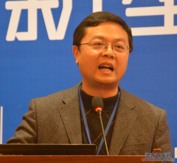 王胜:关于咨政研究问题的思考(图1)